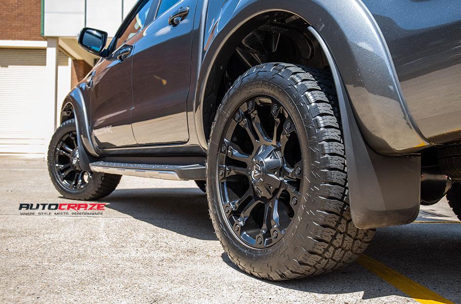 FORD-RANGER-VAPOR-MATTE-BLACK